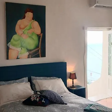 فندق مبيت وإفطار Takeamalficoast Main House
