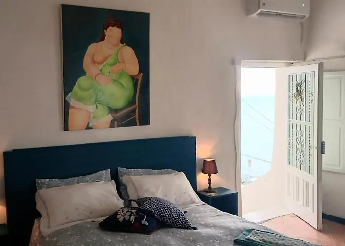 לינה וארוחת בוקר Takeamalficoast Main House
